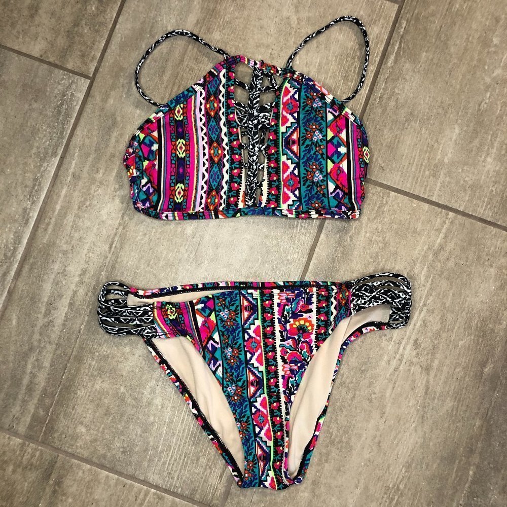XHILIRATION Boho Print Multi Color Bikini Top and Bottom